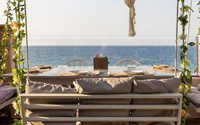 Agoulos Beach Hotel